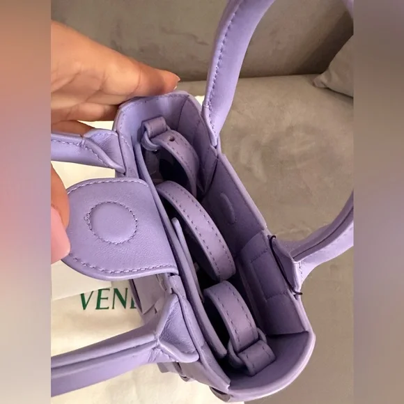 🌟SOLD🌟 NWT Bottega Veneta Small Cassette Tote Bag - Picture 9 of 9